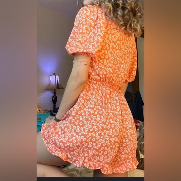 Urban Outfitters Romper - Picture 2 of 5